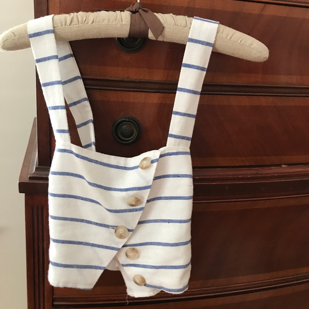 Urban Outfitters Crop top